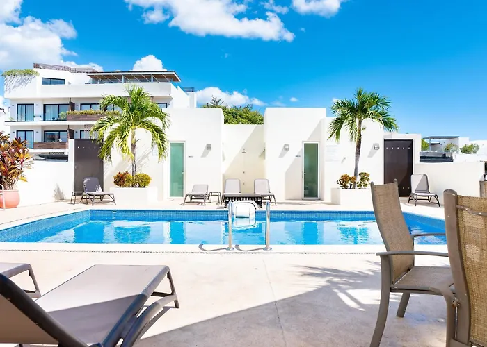 Meridian 208 Playa del Carmen